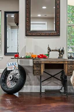 Hill Country Hideaway - Image 5