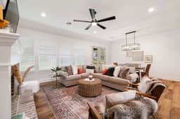 Cozy, sassy & fun! NEW modern farmhouse!! - Image 2