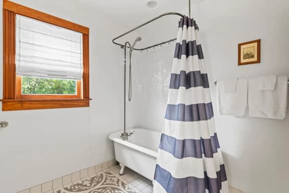 Danz Haus | Historic Home | Baron's Creek - Image 3
