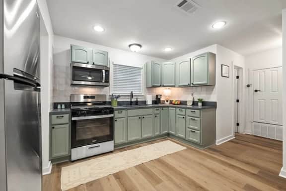 2109 Brackenridge - Upstairs and Downstairs Unit - Image 3